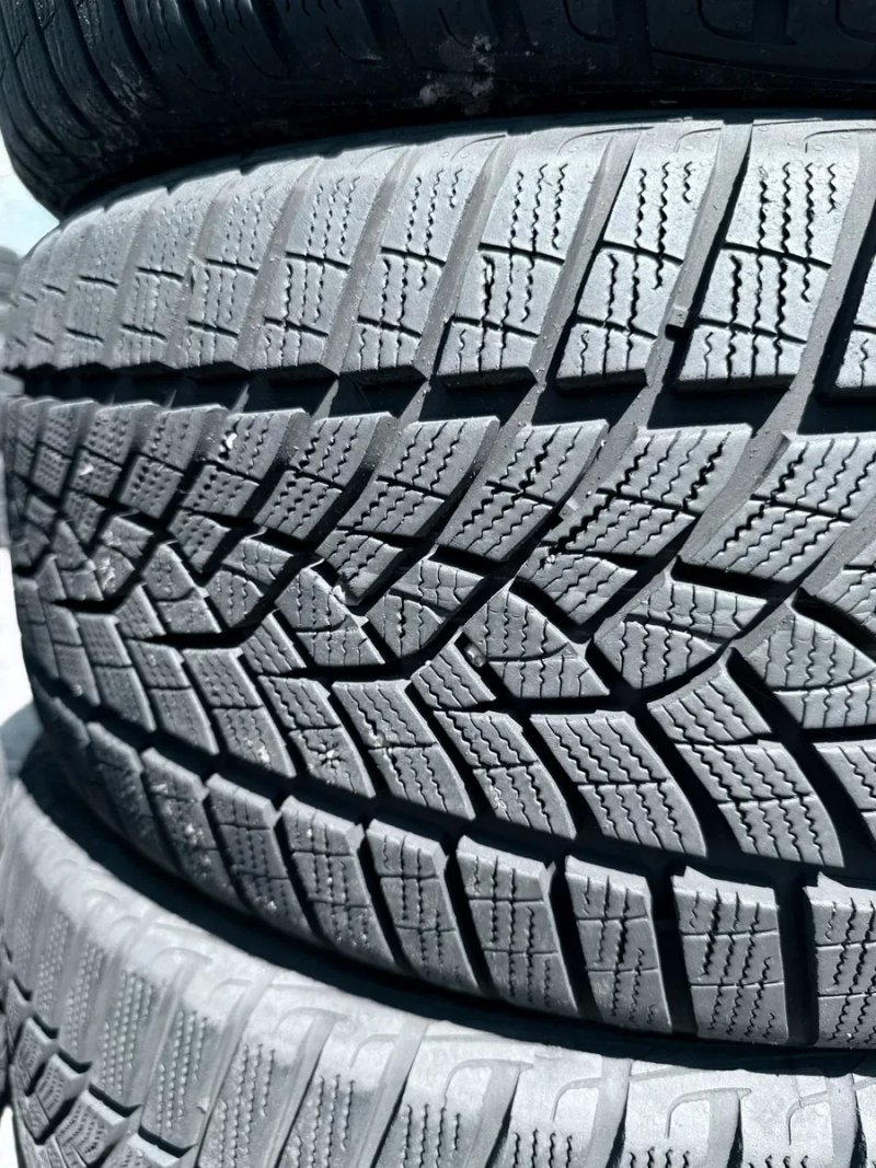 235 45 18 Goodyear Perfomance + 90% Шини Зима — фото 4