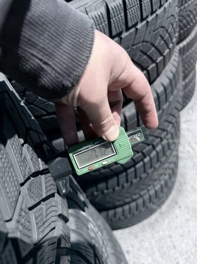 235 45 18 Goodyear Perfomance + 90% Шини Зима — фото 6