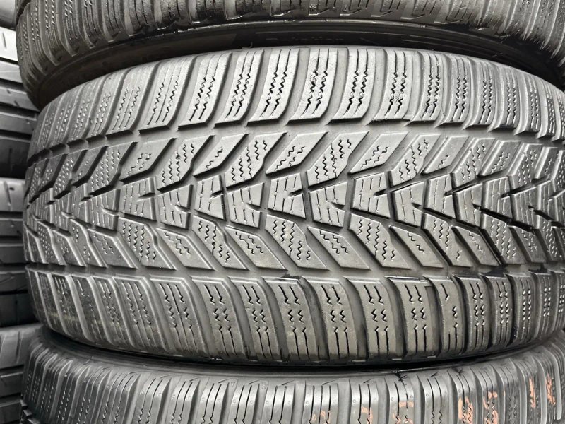 225 45 R18(зима) Hankook Winter i cept evo3 — фото 3