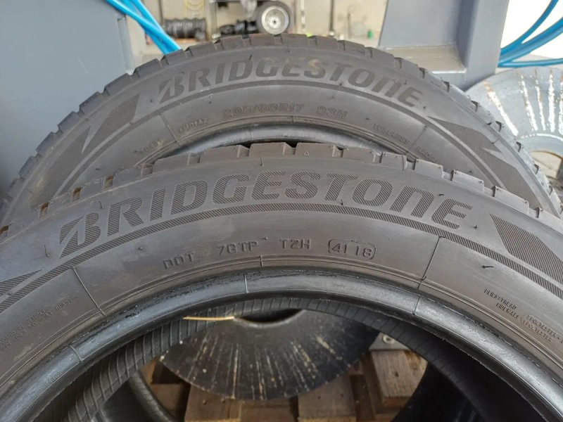 205 60 17 Bridgestone Blizzak LM001 зимові 80% — фото 6