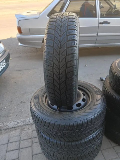 175 70 14 на дисках 4*108/100 Мазда 2