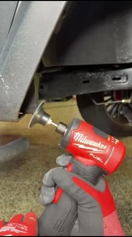 Акумуляторна кутова бормашина (гравер) Milwaukee M12 3485-20 FUEL США — фото 8