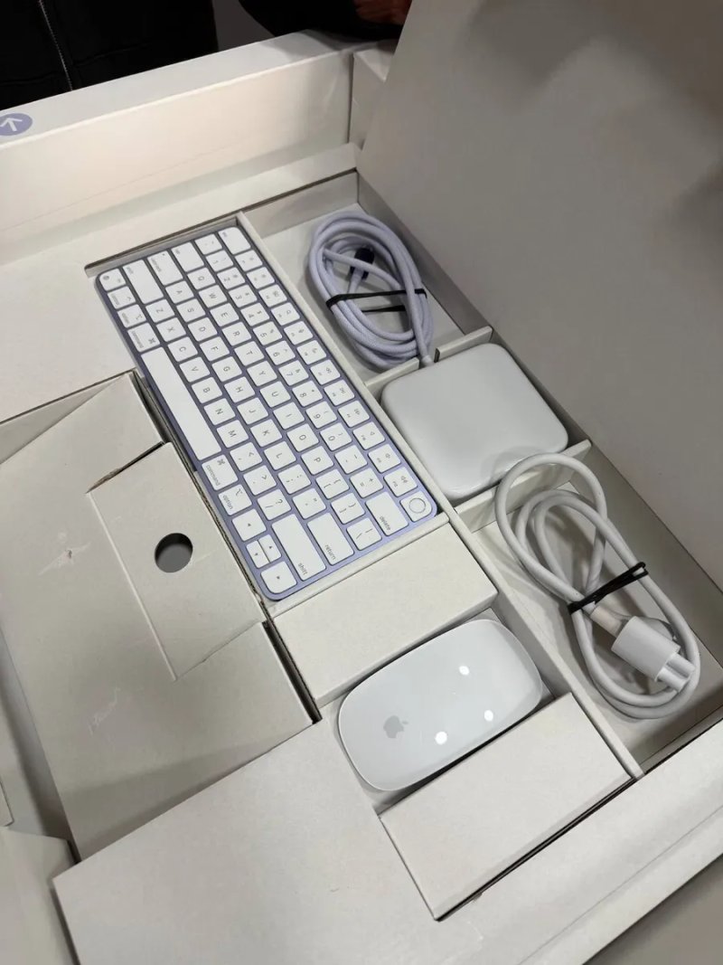 Apple iMac M1 24" 4.5K 512GB 8GPU Purple/Green (2021) — фото 6