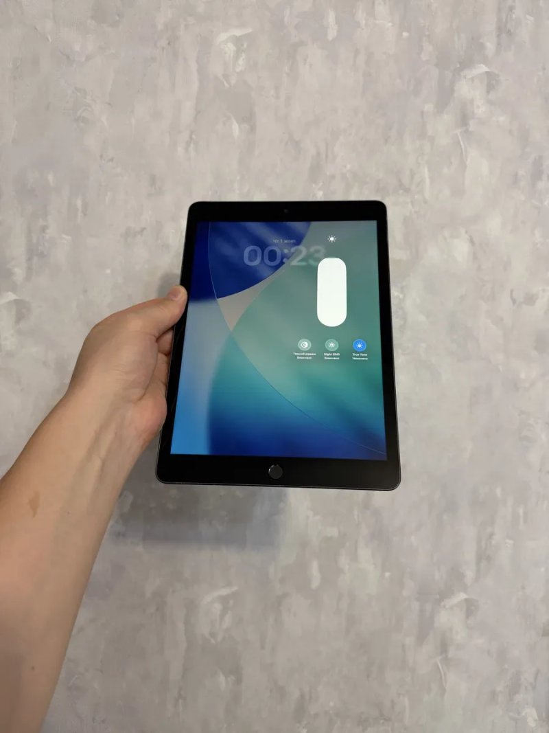 Apple iPad 8 32GB Wi-Fi — фото 3