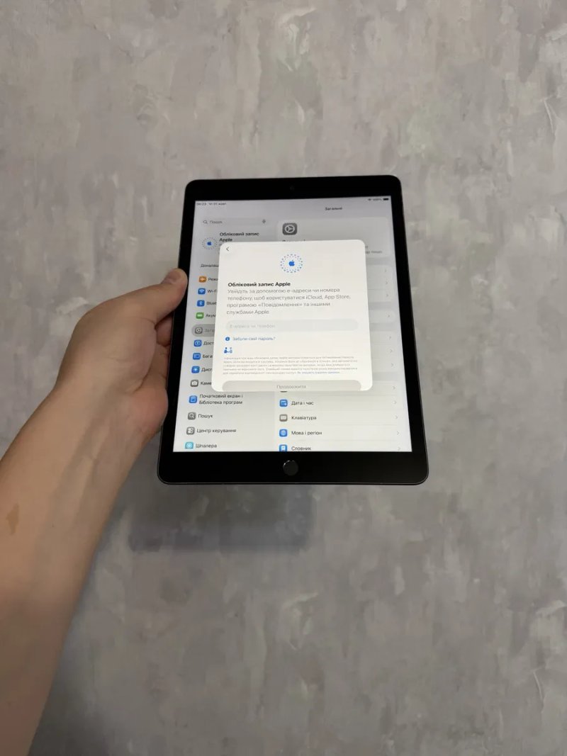 Apple iPad 8 32GB Wi-Fi — фото 4