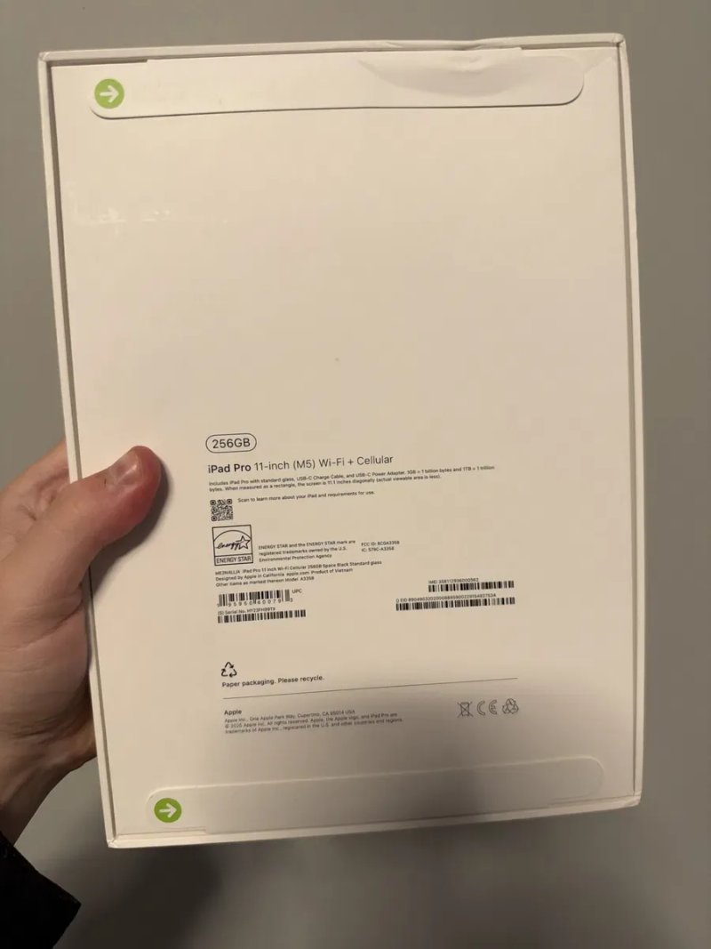 Apple iPad Pro 11 2025, 256GB, Space Black, Wi-Fi + LTE (M5) — фото 3