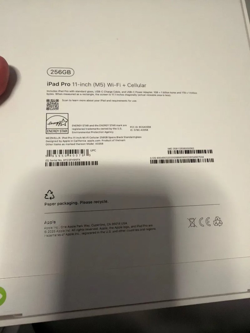 Apple iPad Pro 11 2025, 256GB, Space Black, Wi-Fi + LTE (M5) — фото 4