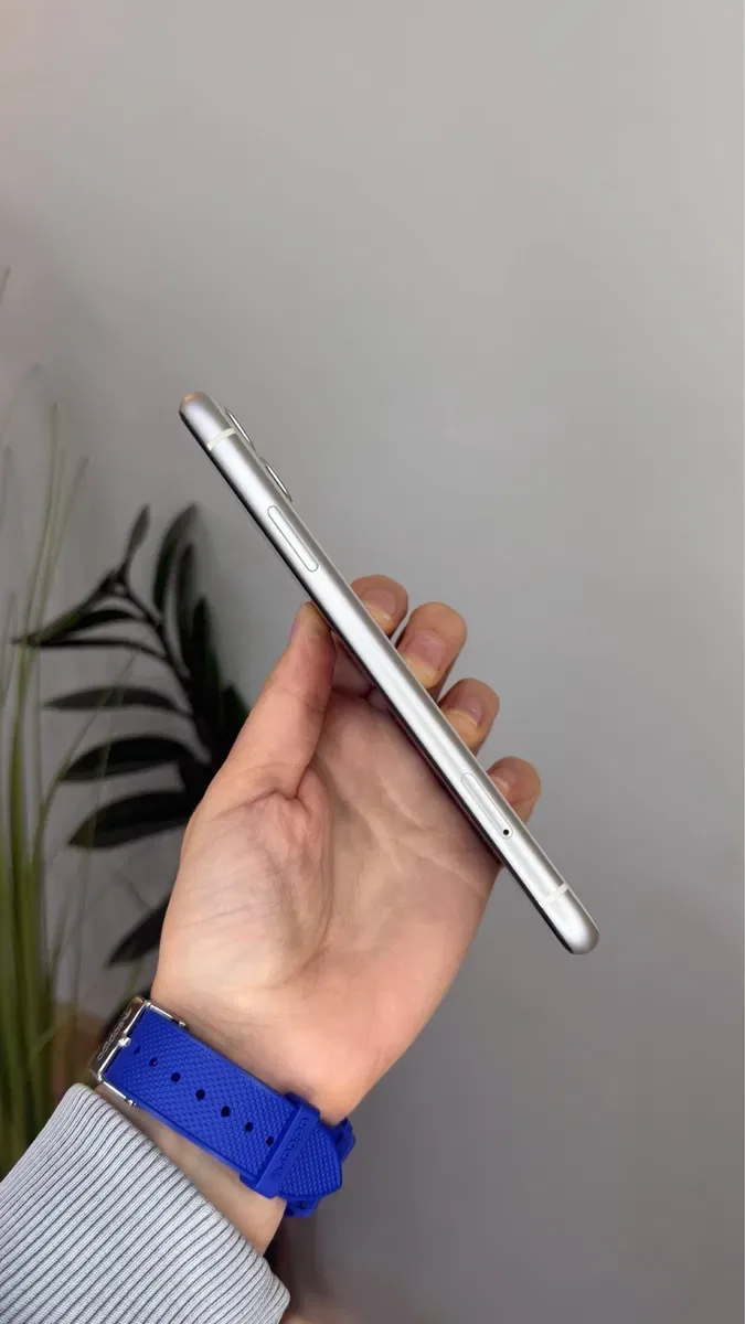 Apple iPhone 11 64GB White 100% Neverlock — фото 2