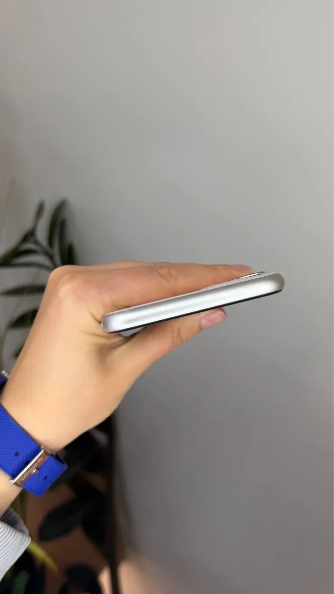 Apple iPhone 11 64GB White 100% Neverlock — фото 4