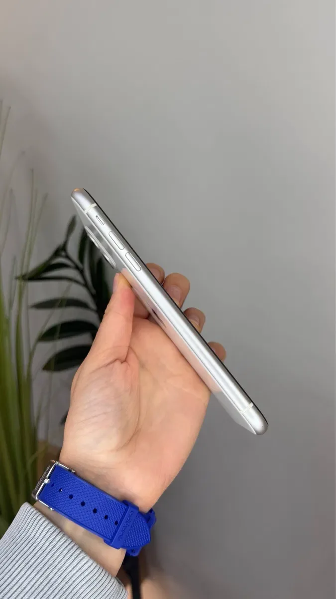 Apple iPhone 11 64GB White 100% Neverlock — фото 5