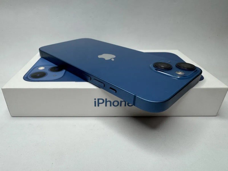 Apple iPhone 13, Blue, 256GВOriginal,Neverlock — фото 4