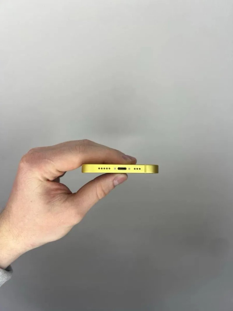 Apple iPhone 14 128GB Yellow 100% Neverlock — фото 5