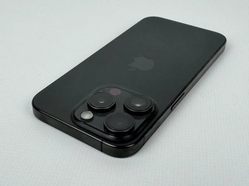 Apple iPhone 15 Pro 128 GB Black Titanium Neverlock — фото 4