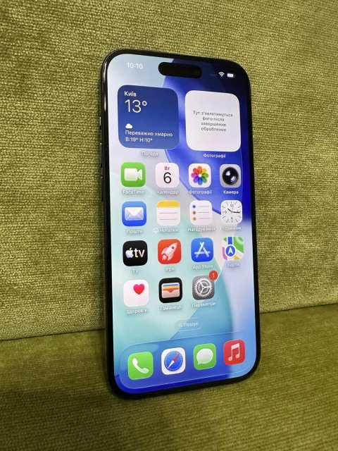 Apple iPhone 15 pro 128 gb. Неверлок, акб 87%