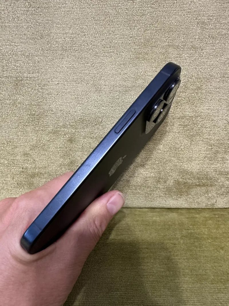 Apple iPhone 15 pro 128 gb. Неверлок, акб 87% — фото 4