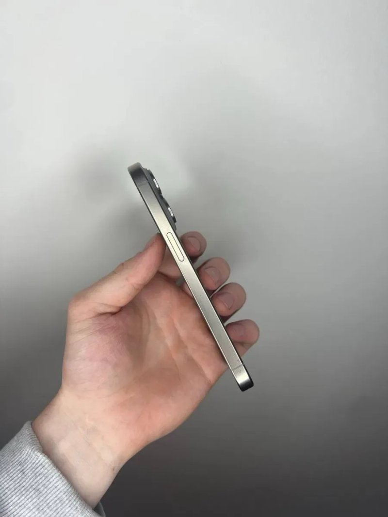 Apple iPhone 15 Pro 256GB Natural Titanium 100% Neverlock — фото 2