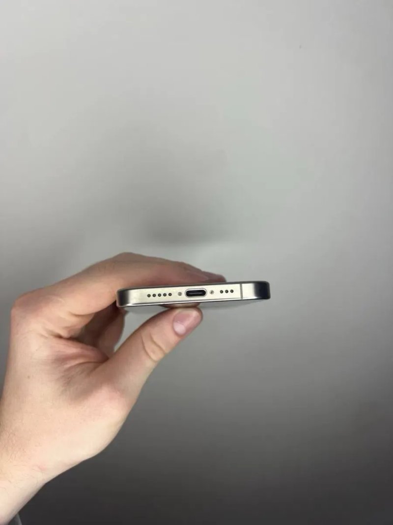 Apple iPhone 15 Pro 256GB Natural Titanium 100% Neverlock — фото 4