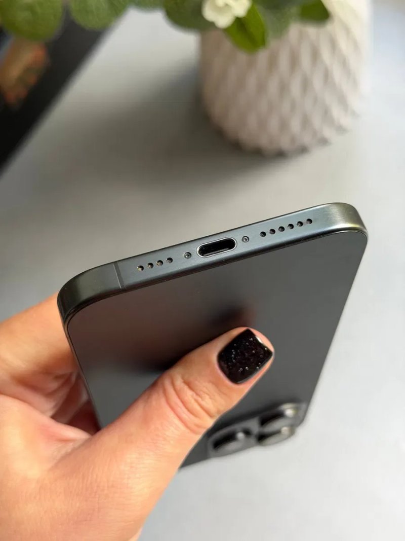 Apple iPhone 15 Pro Max 512GB Black. Neverlock. Esim — фото 4