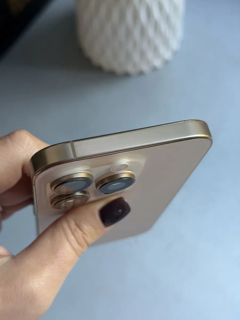 Apple iPhone 16 Pro 256GB Desert. Neverlock. Esim — фото 4