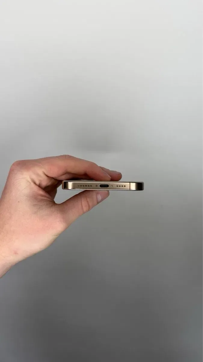 Apple iPhone 16 Pro Max 512GB Desert Titanium 92% Neverloc — фото 2