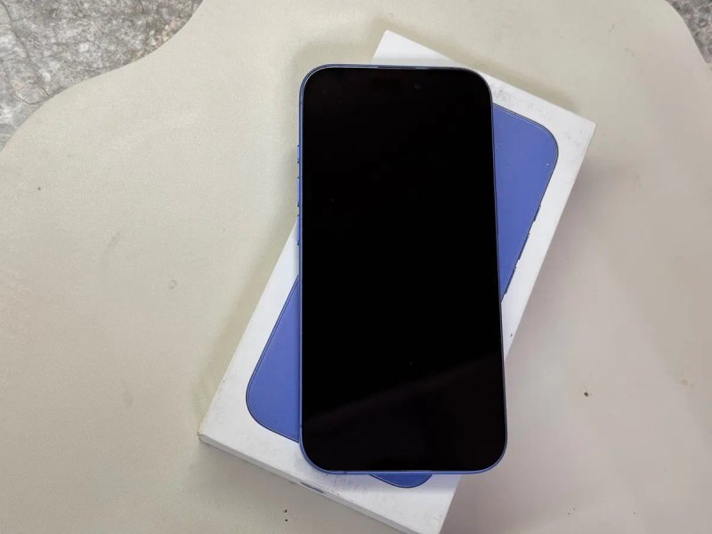 Apple IPhone 16 Ultramarine 256 Gb Neverlock Ідеальний Стан — фото 7