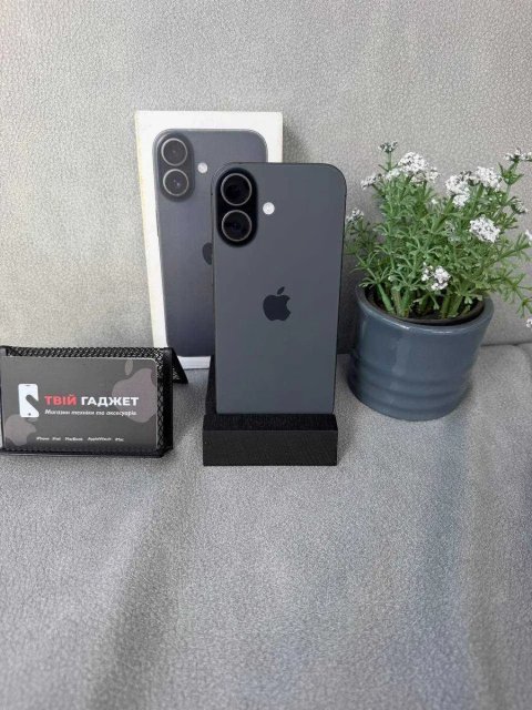Apple iPhone 17 256Gb Black / Стан нового (підійде на подарунок) / АКБ 93% / Повний комплект / Магазин / Гарантія