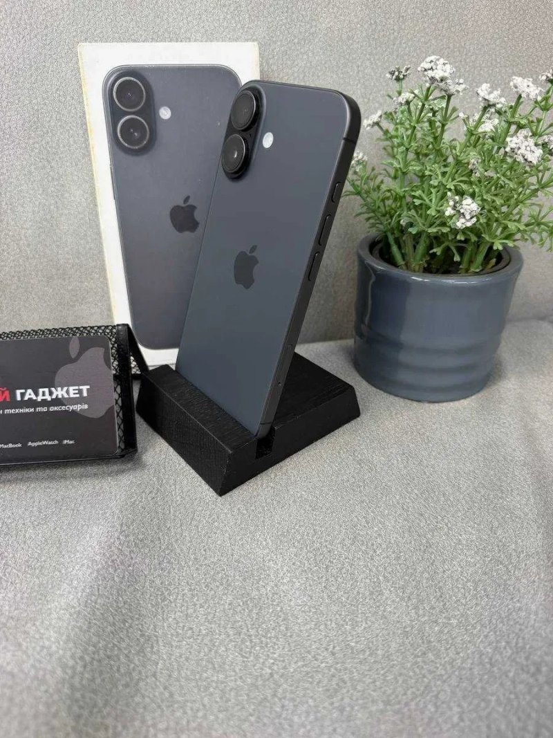 Apple iPhone 17 256Gb Black / Стан нового (підійде на подарунок) / АКБ 93% / Повний комплект / Магазин / Гарантія — фото 4