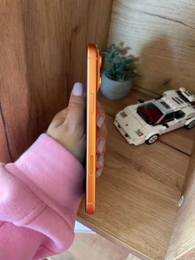 Apple iPhone 17 Pro Max 256GB  COSMIC ORANGE (MFYN4) — фото 5