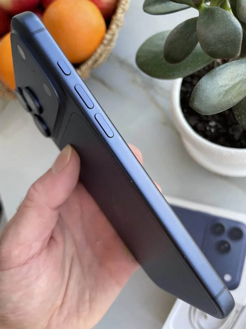 Apple iPhone 17 Pro Max Blue 256 Gb Never Lock — фото 5