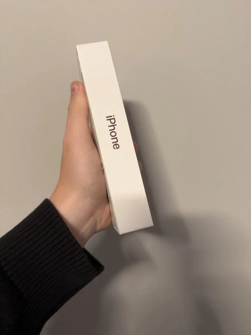 Apple iPhone 18 Pro 256Gb. / 512Gb. / 1Tb. / 2Tb. ( Burgundy ) — фото 2