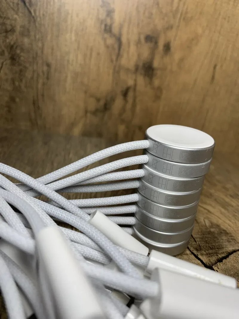 Apple Watch Оригінал Зарядка для смарт годинника Magnetic Fast Charger — фото 3