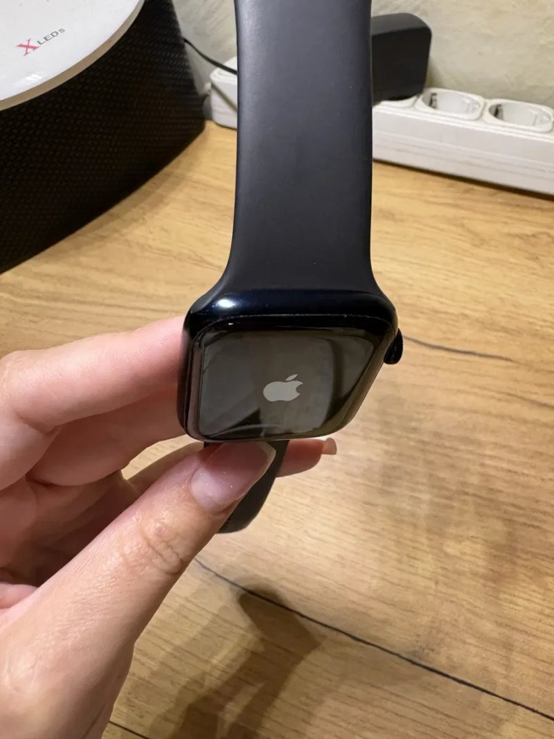 Apple  Watch SE 2 44 mm акб 97% гарний  стан — фото 4