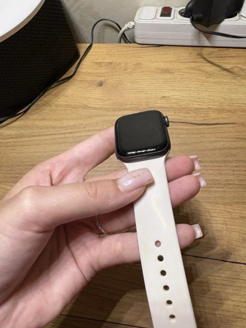 Apple  Watch SE  40  mm акб 91% гарний  стан