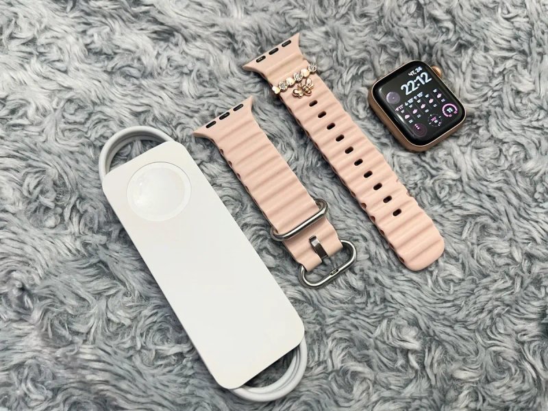 Apple Watch SE (40 mm) шикарное состояние! А2351 — фото 7