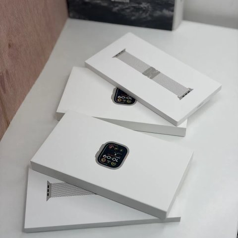 Apple Watch Ultra 2 49mm Titan Milanese