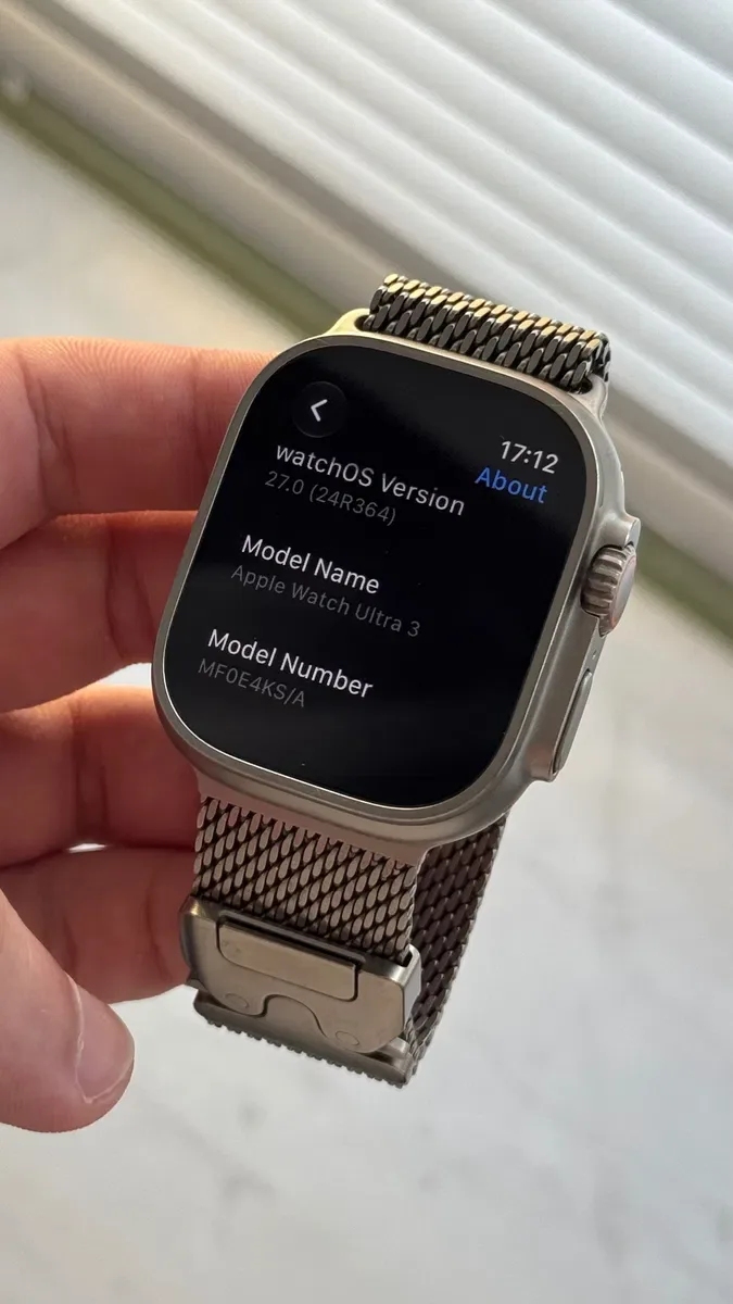 Apple Watch Ultra 3 49mm Natural Titanium + Natural Titanium Milanese Loop — фото 4