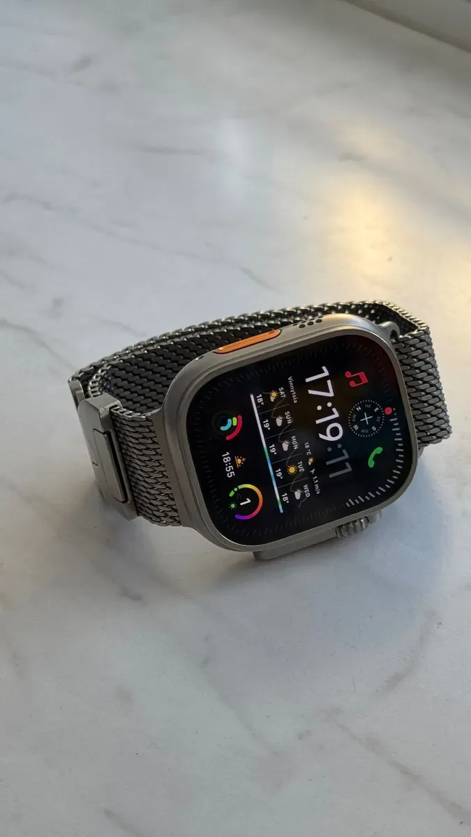 Apple Watch Ultra 3 49mm Natural Titanium + Natural Titanium Milanese Loop — фото 8