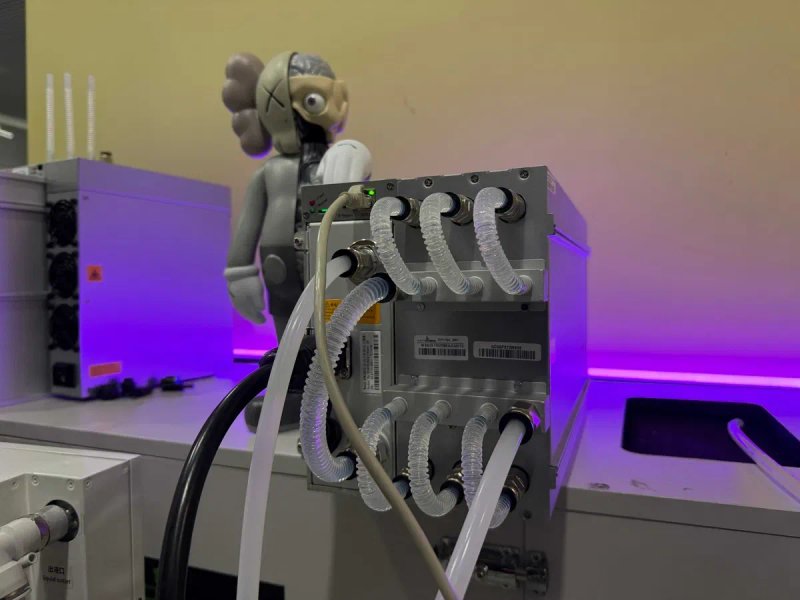ASIC Antminer S21+ Hydro 395 Th нові, асік, Майнер, 7007 — фото 4
