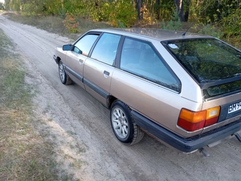 Audi 100 c3 Avant — фото 4