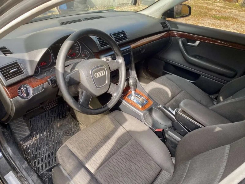 Audi A4 2007 года 2.0l газ бензин, АКПП, климат круиз контроль Гур тонировка хорошая комплектация — фото 4