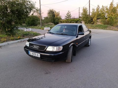Ауди А6 Quattro с рабочим климатом