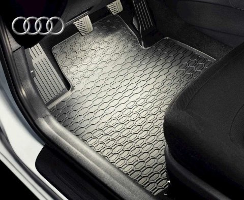Автоковрики Audi в салон, Гумові автомобільні килимки Ауді A4 A6 A7 A1 Q3