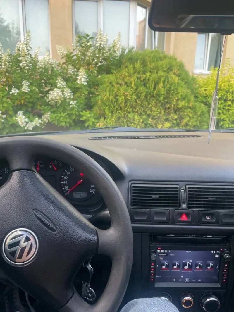 Автомагнитола MEKEDE Android 15 c Carplay для VW — фото 2