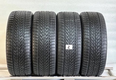 Автошини колеса резина 215/55 R17 Goodyear Ultra Grip зимові 2022 рік