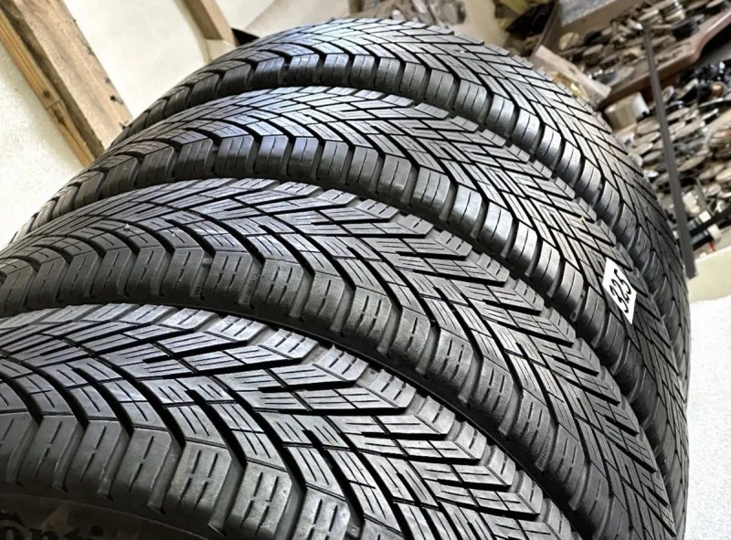 Автошини колеса резина 225/40 R18 Continental ALLSeason Contact2 зимові 2023 рік — фото 2