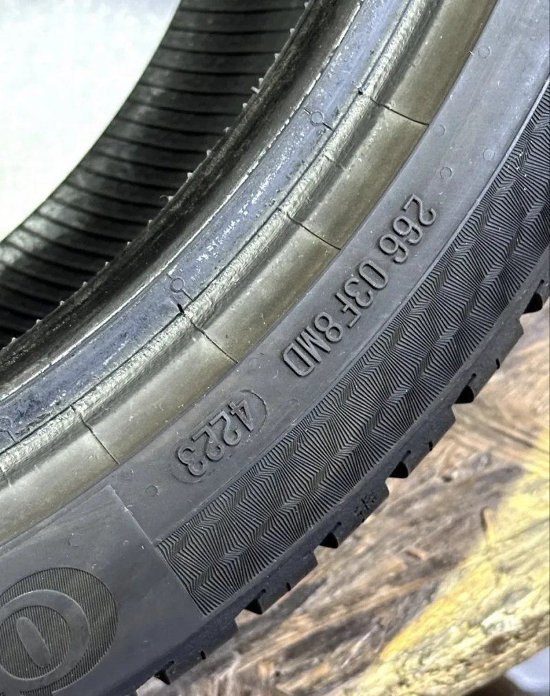 Автошини колеса резина 225/40 R18 Continental ALLSeason Contact2 зимові 2023 рік — фото 8