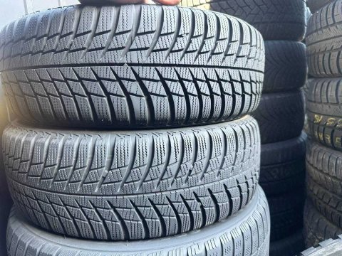 Автошини зимові Bridgestone 185/60/15 (2шт)Резина,Колеса,Гума,Скати,Шини