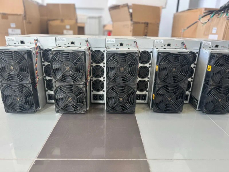 Б/у Майнери Asic Bitmain Antminer S19j Pro 100 Th 3200 Вт в кількості — фото 4