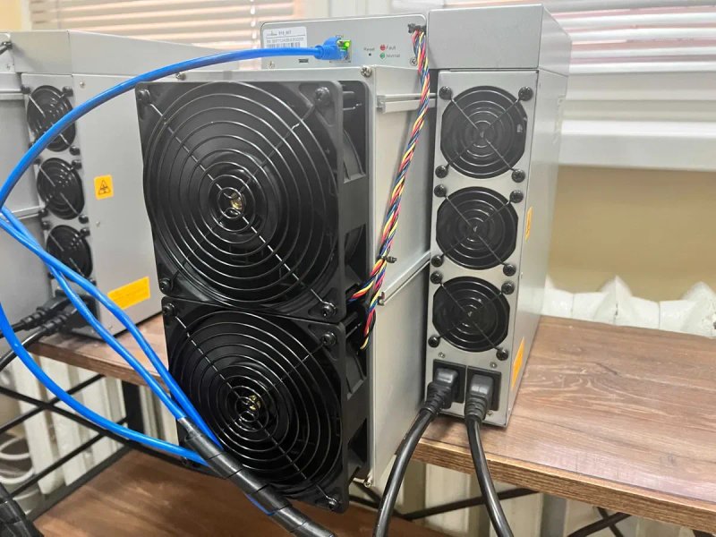 Б/в Майнери Asic Bitmain Antminer S19 90 Th 3250Вт + Гарантія — фото 8