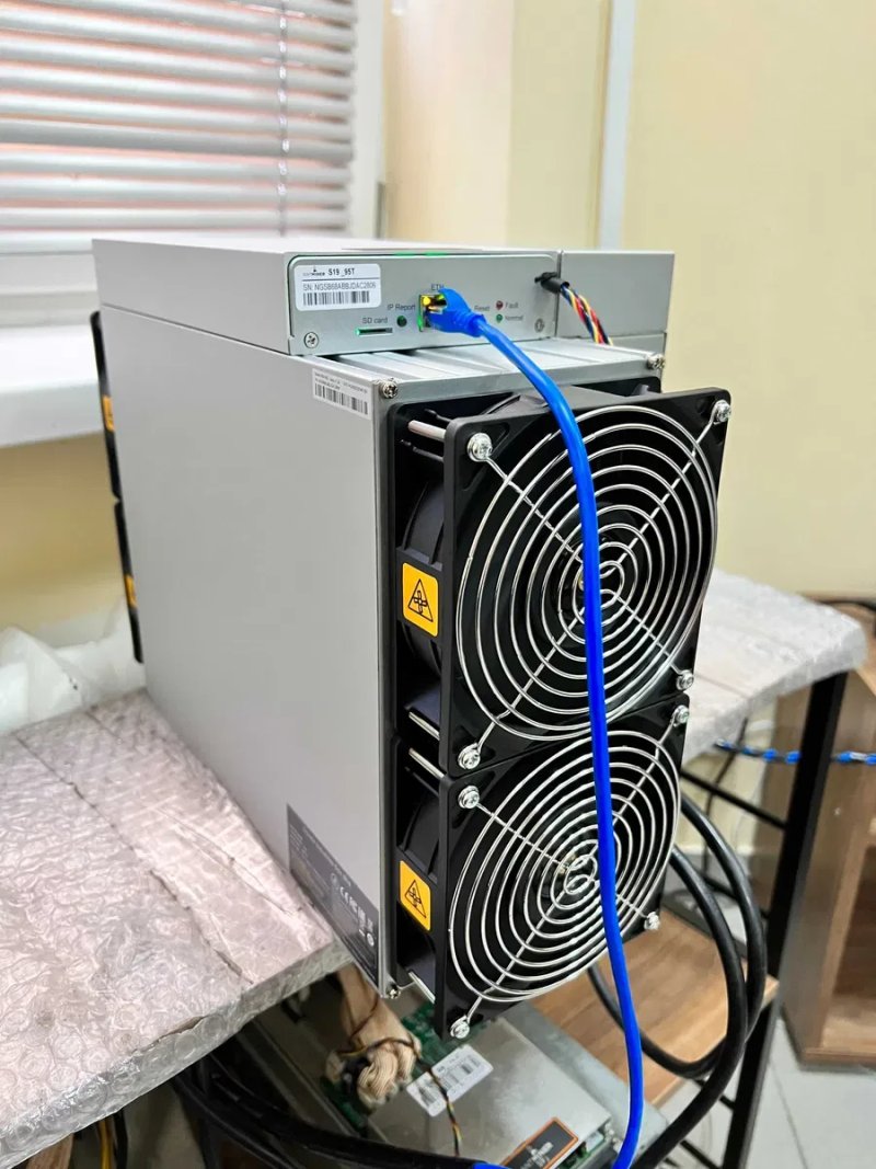 Б/в Майнери Asic Bitmain Antminer S19j Pro 100 Th (126 ч) 3100 Вт — фото 6